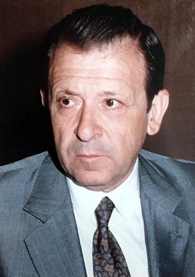 1990 - 2000: καθηγητής Αθανάσιος Καλινδέρης